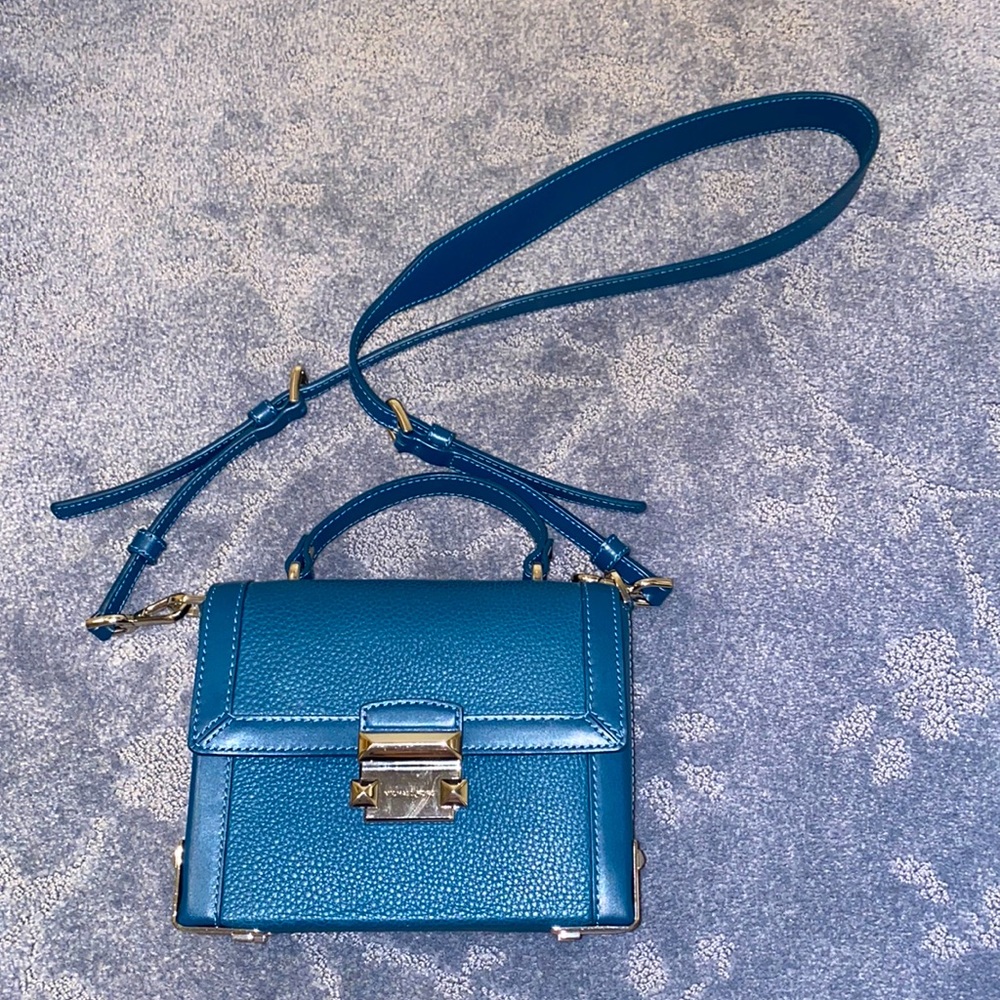 Michael Kors Blue Crossbody & Mini Square Bag